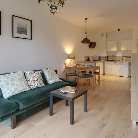 Przytulne Sun Seasons 24 Z Pieknym Widokiem W Szklarskiej Porebie By Renters شكلارسكا بوريبا